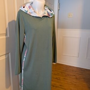 Green Floral-Trimmed Women's Home  Dress
